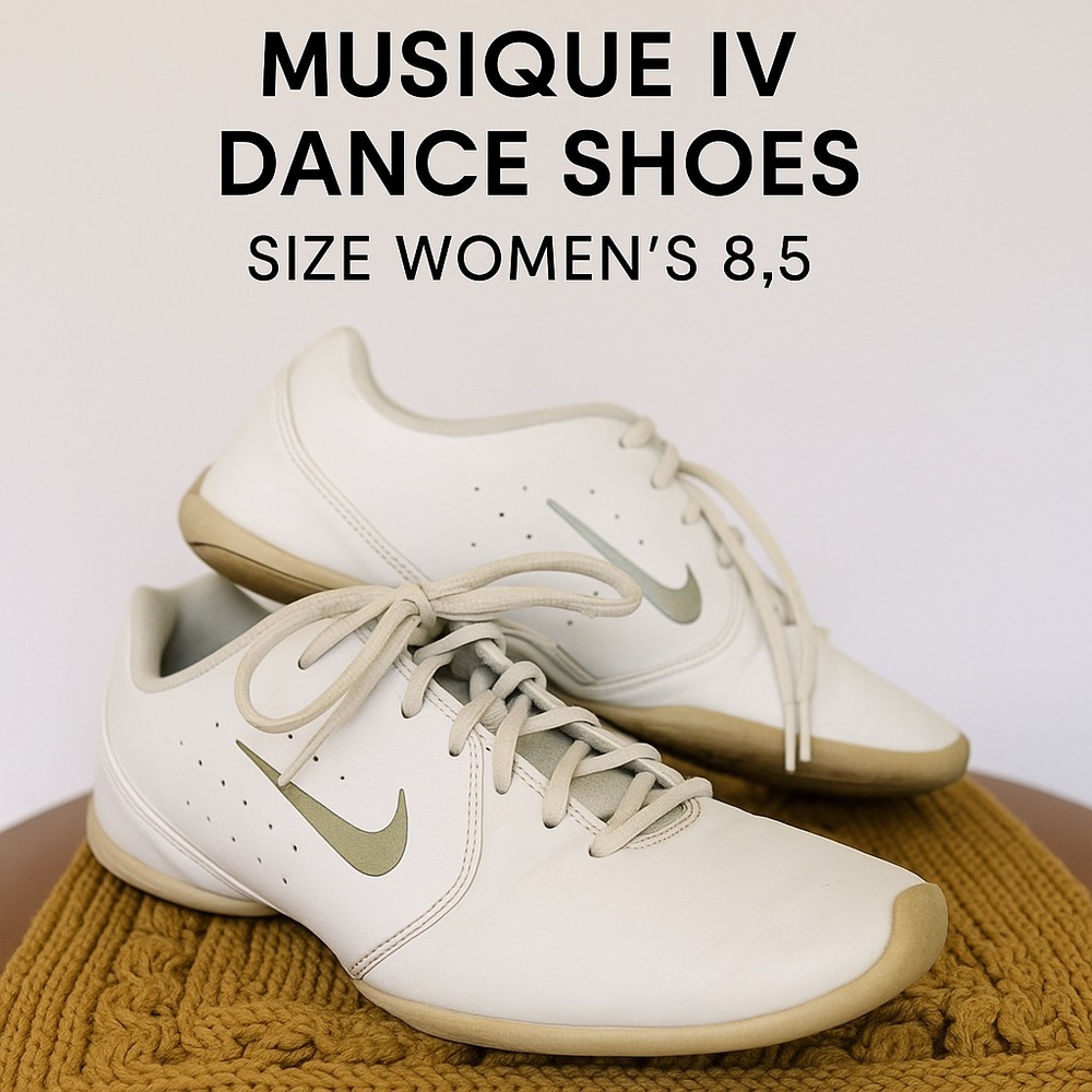 Nike Musique IV Cheer Dance Shoes White/Silver Size 8.5